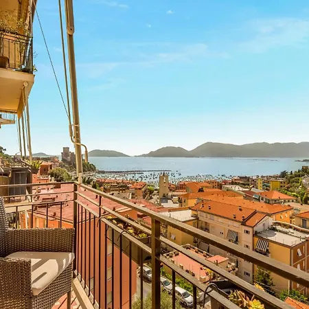 Sea View Private Parking Position Lerici